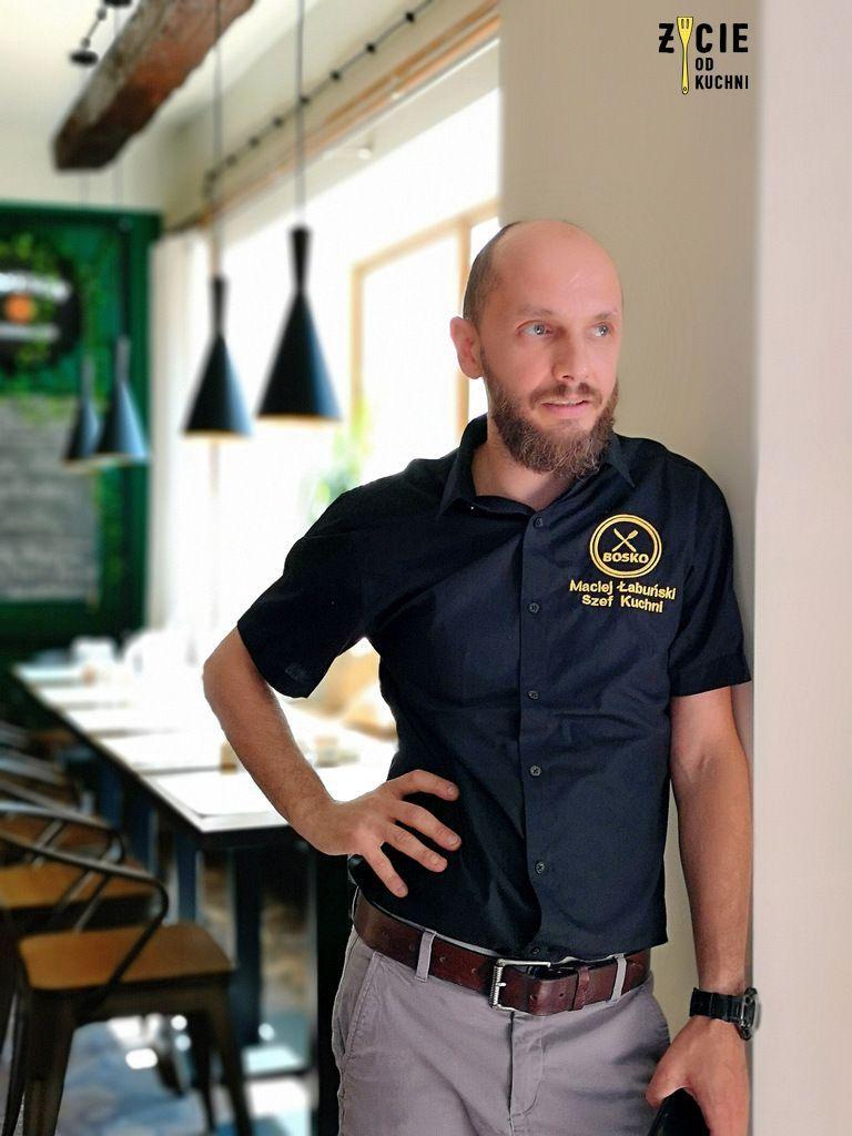Za darmo rozdają potrzebującym zupę 