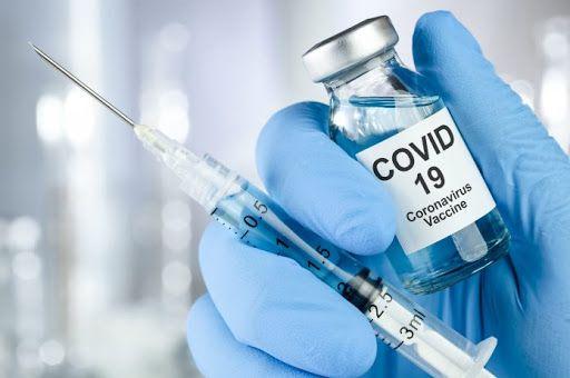 Na COVID-19 można się zaszczepić w domu