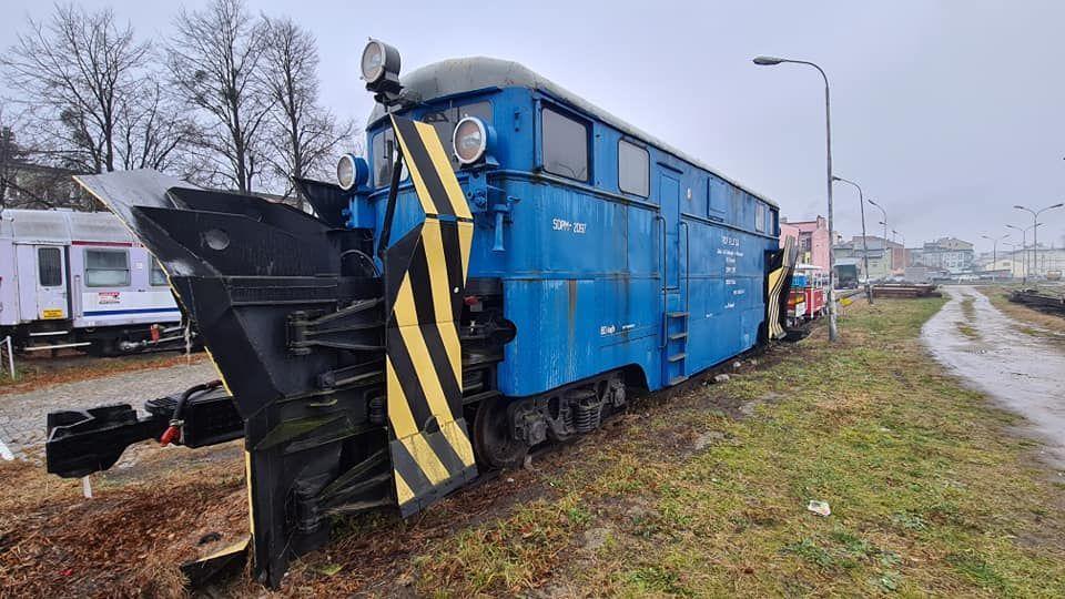 Zabytkowy pług odśnieżny trafił do Rzeszowa