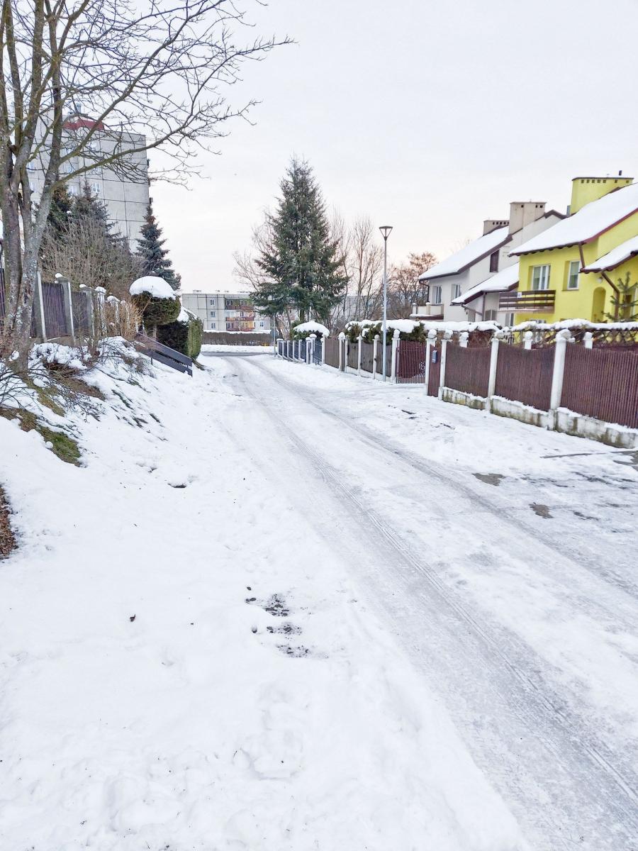 Na ulicy Bielskiego równi i równiejsi?