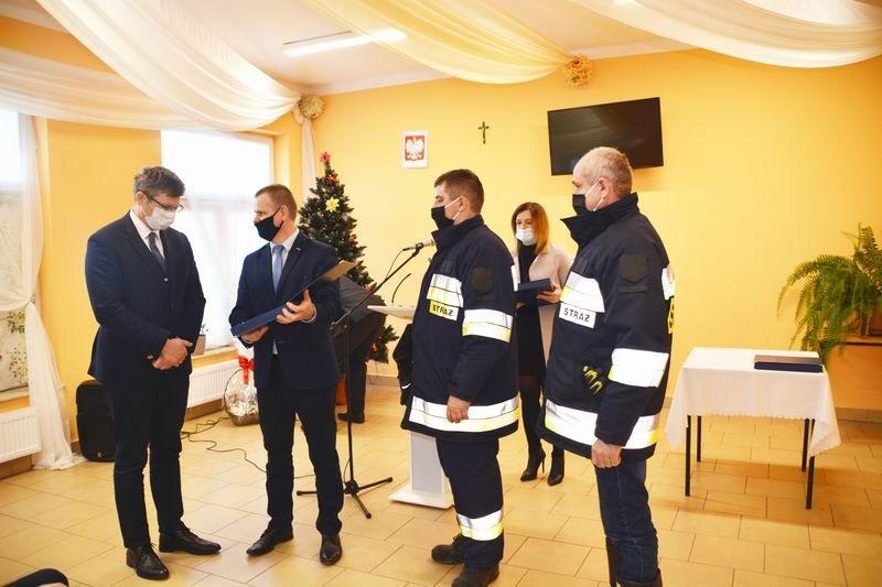 Wyjechali do akcji w dniu odebrania kluczyków do nowego opla