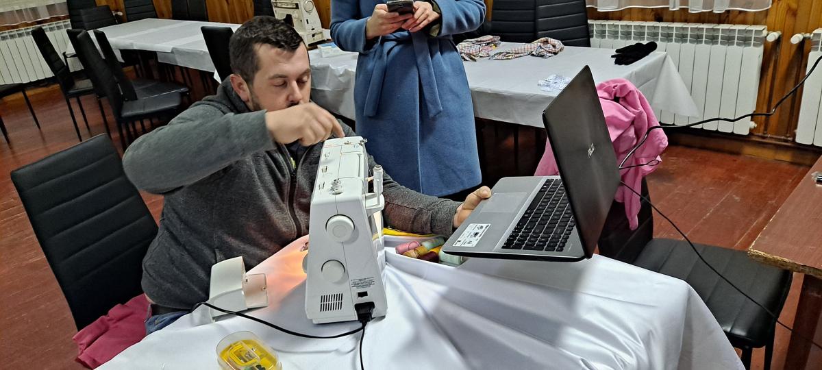 Koło gospodyń w Rudawce ma nowe stroje. Sami je stworzyli 