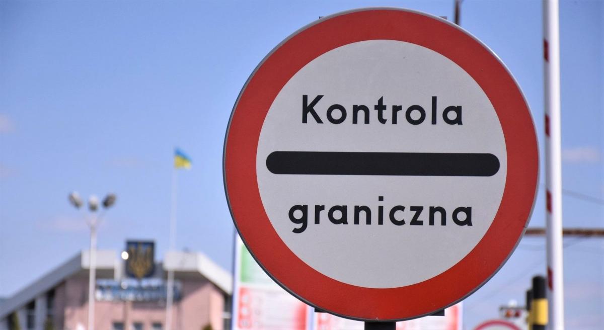 „Covidowe” obostrzenia przy powrocie zza granicy