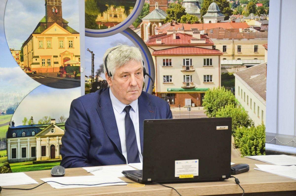 Prawie połowa budżetu na inwestycje