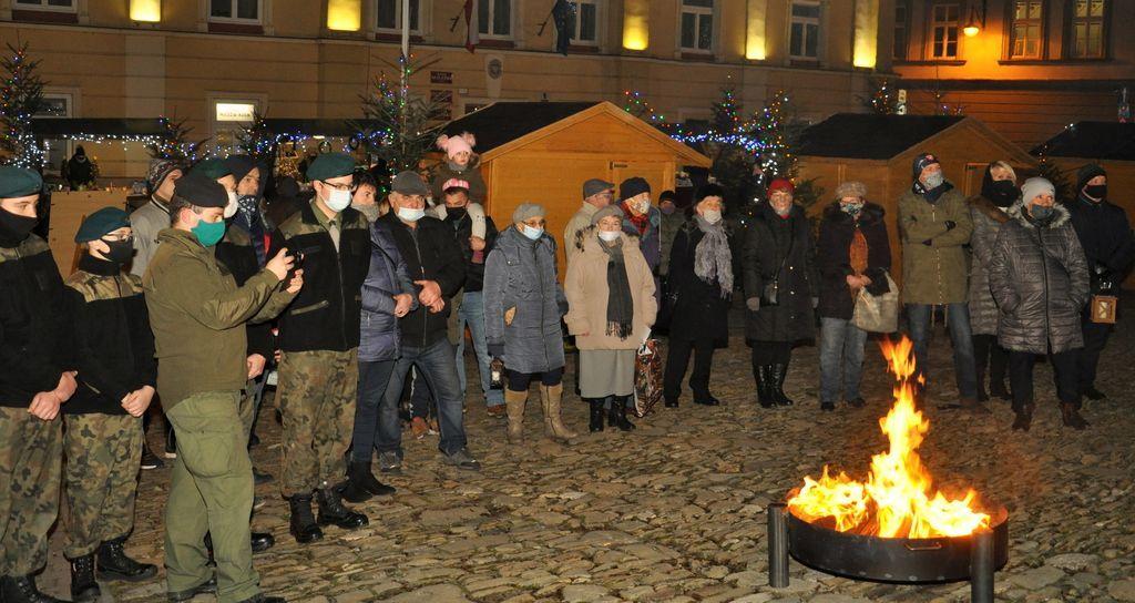 Betlejemskie Światełko Pokoju dotarło dziś do Przemyśla [ZDJĘCIA]