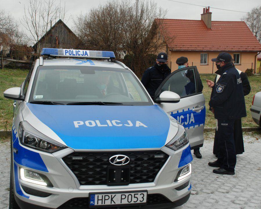 Policjanci z Medyki zyskali nowy radiowóz