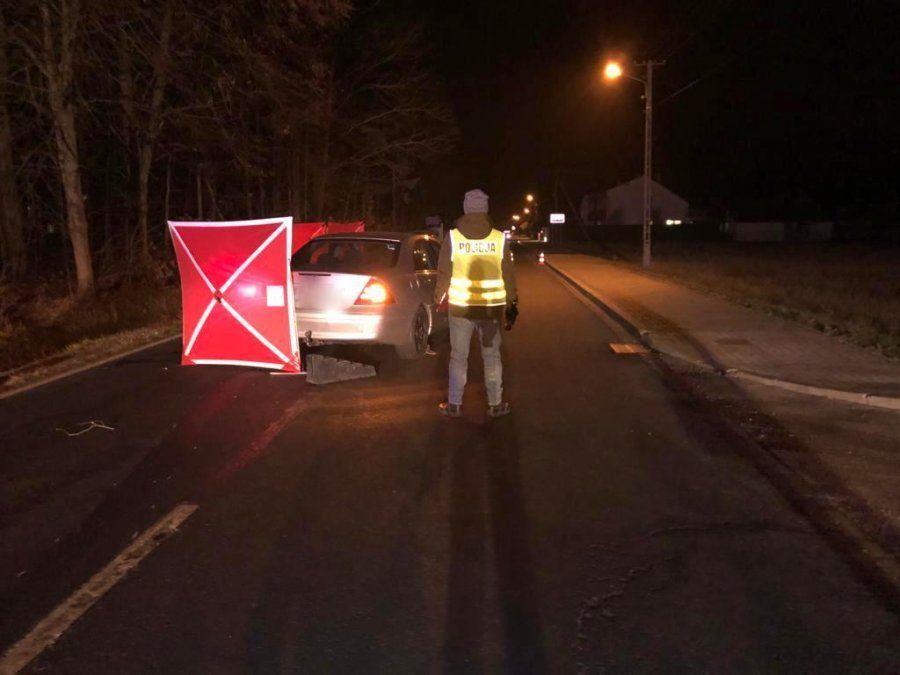 Tragiczny wypadek. Kierujący najechał na mężczyznę leżącego na jezdni