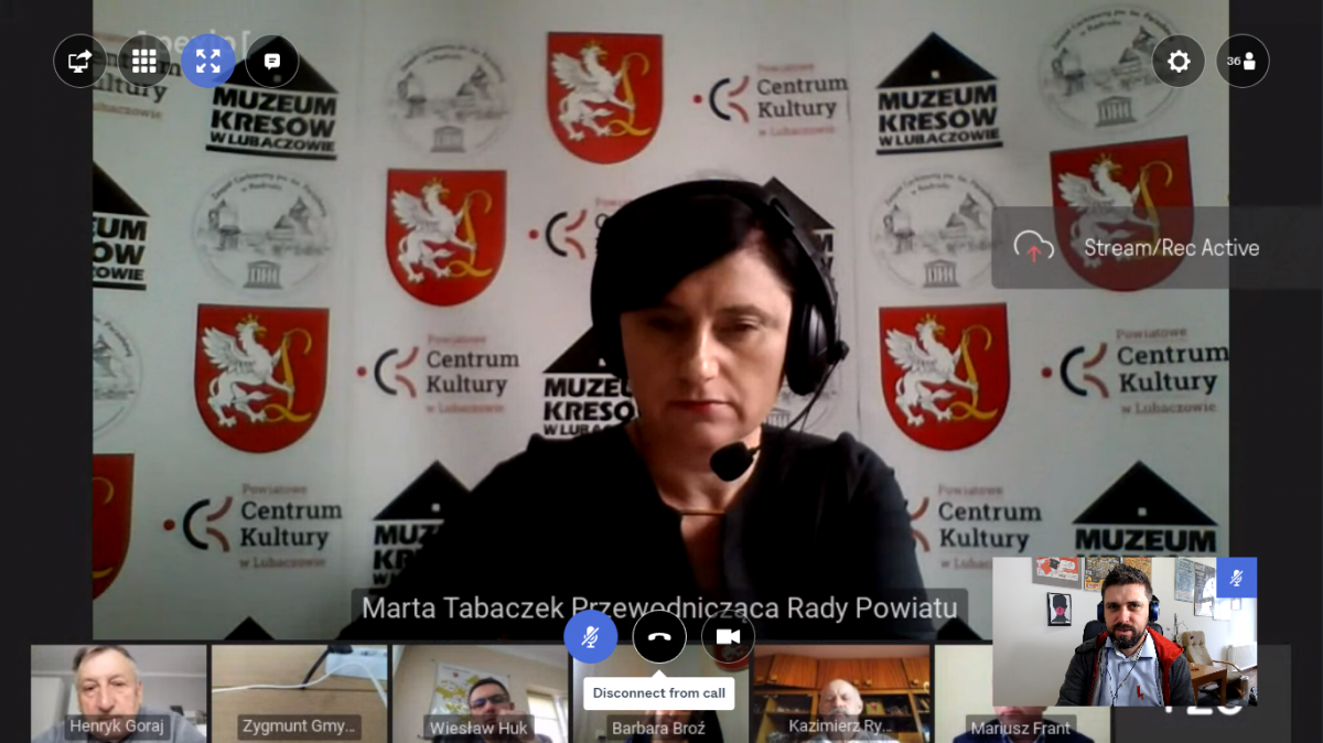 Radny Piotrowski się nie ukorzył. Emocje na sesji rady powiatu lubaczowskiego 