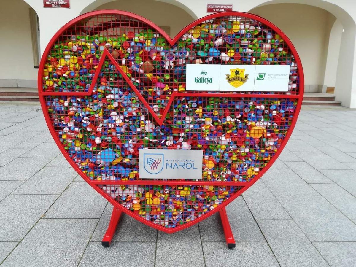Drugie życie plastikowych nakrętek