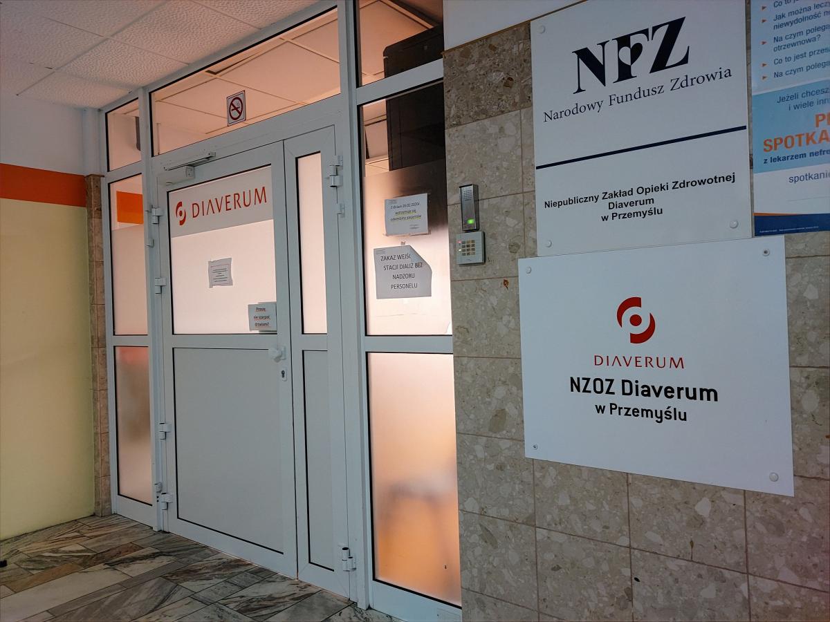 Chorzy na COVID-19 zarażali osoby zdrowe w „Diaverum”?