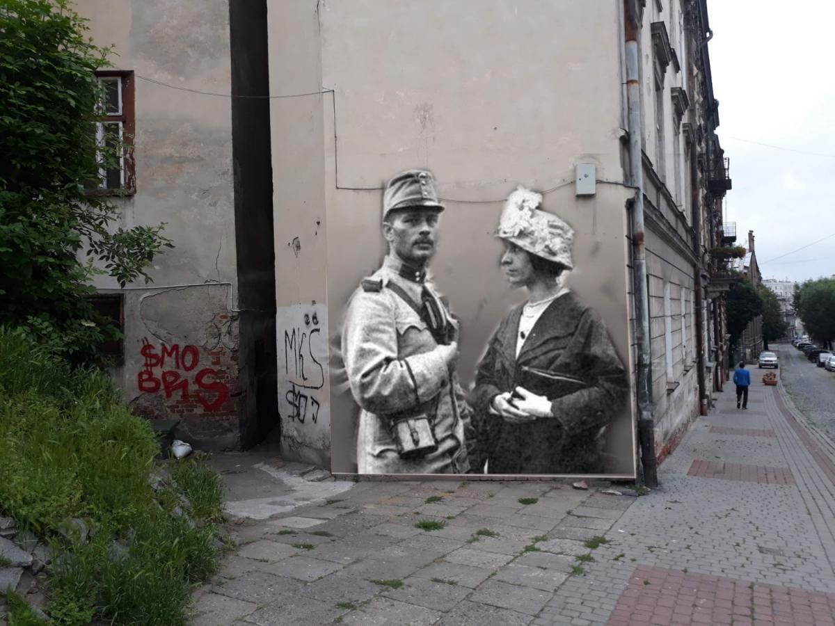 Przemyślanie zebrali pieniądze. Trwają prace nad kolejnym muralem [ZDJĘCIA]