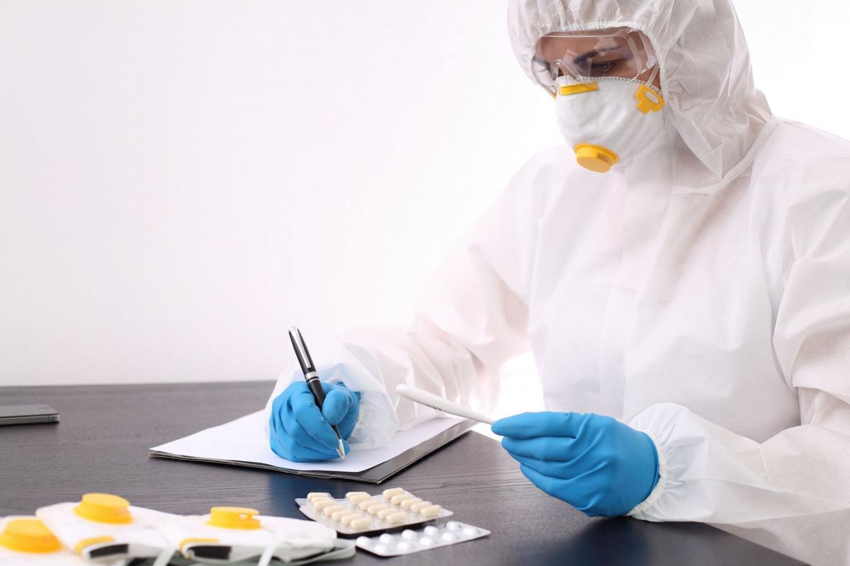Amantadyna pod lupą naukowców szukających antidotum na COVID-19