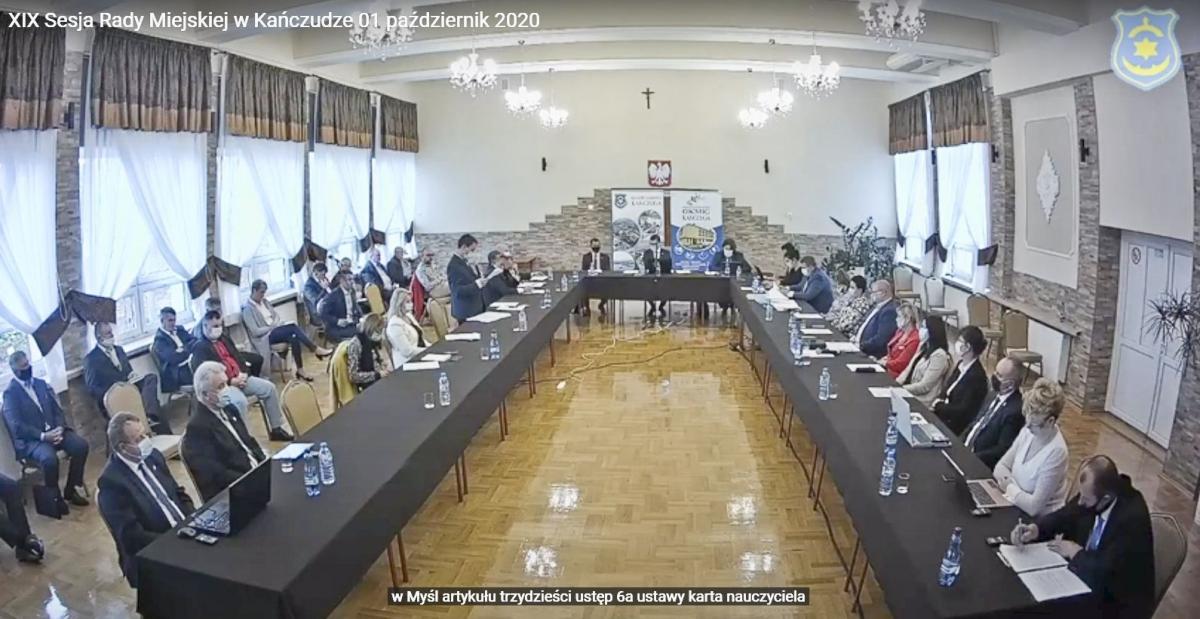 Burmistrz i przewodniczący muszą się tłumaczyć z nietransmitowanej sesji. Czy mieli coś do ukrycia?