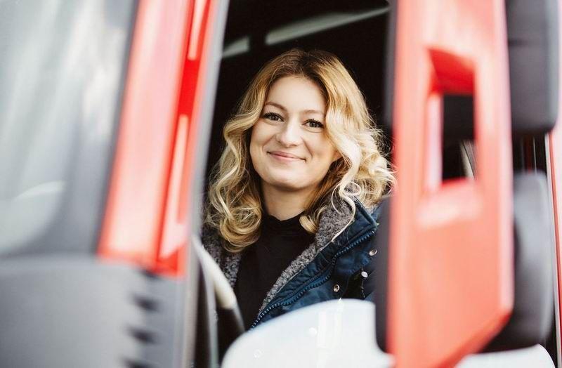 Iwona idzie jak burza. Najpopularniejsza truckerka w Polsce wydała książkę
