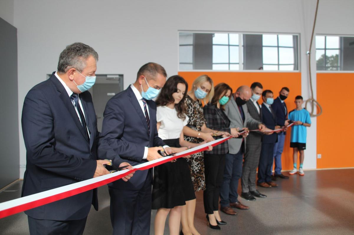 Nowa sala w Krowicy Samej pomoże rozwijać nie tylko sportowe talenty [ZDJĘCIA]