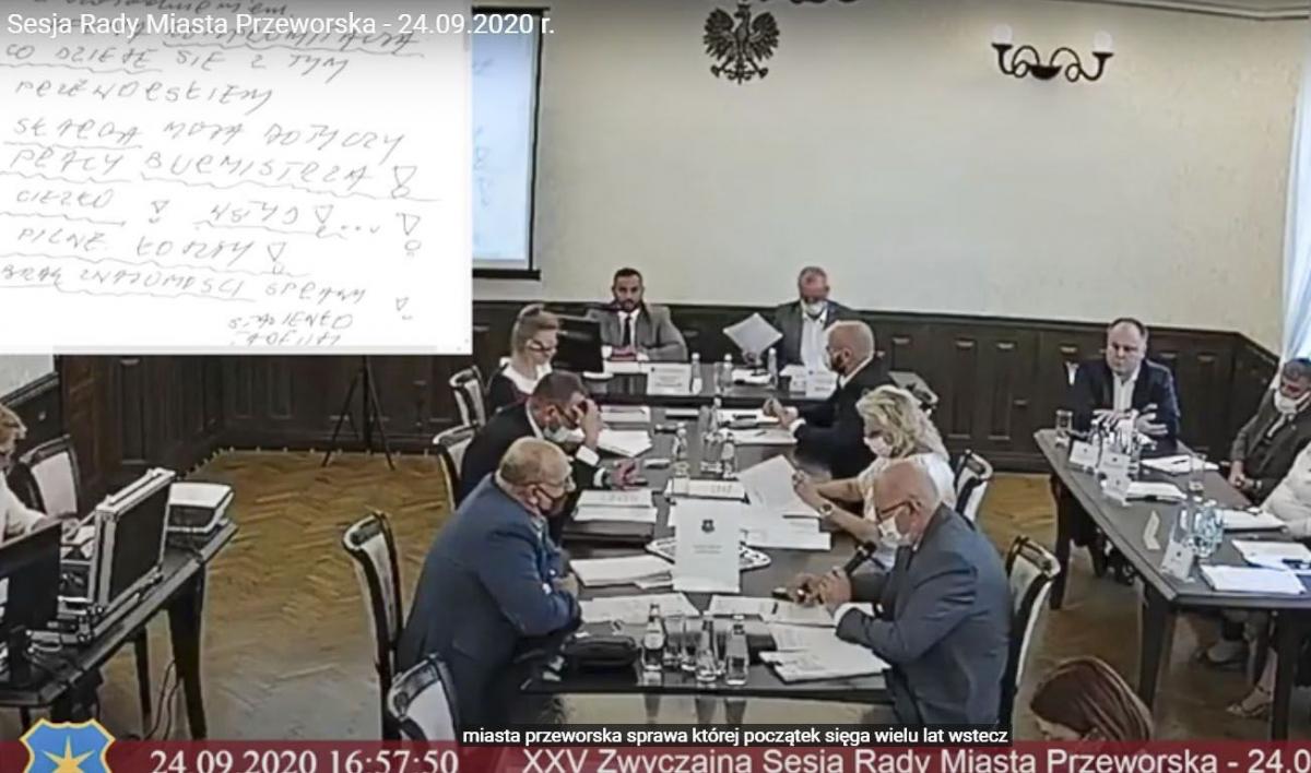 Skarga na działalność burmistrza odrzucona. Sprawa dotyczyła prawa do miejsca pochówku