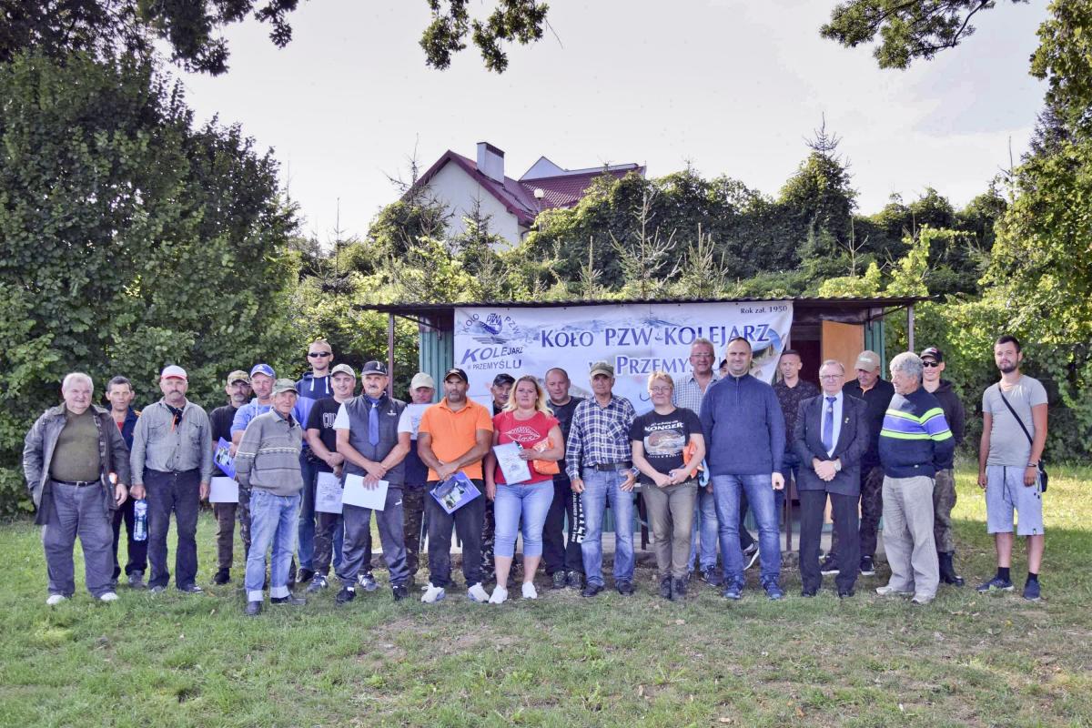70 lat „Kolejarza”. A im się wciąż chce łowić...