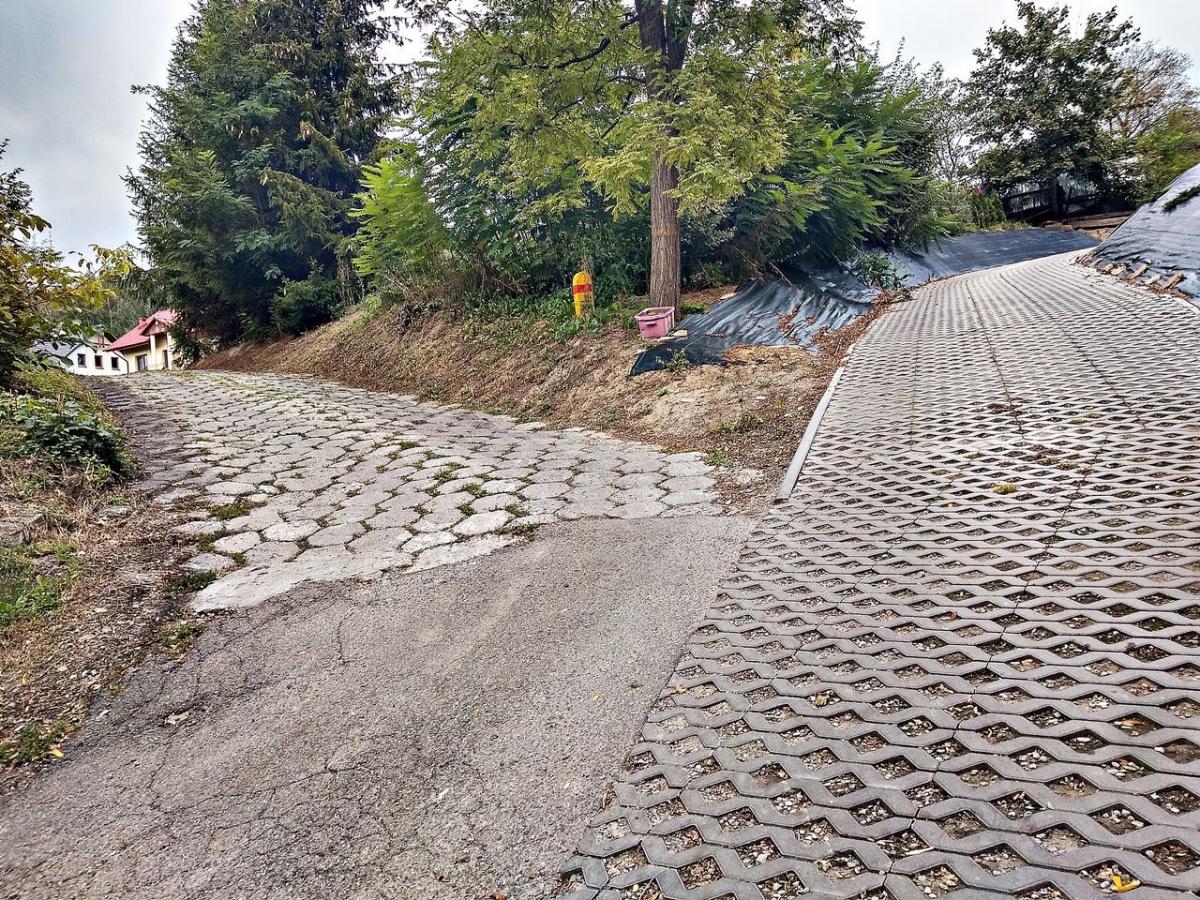 Kto komu podnosi ciśnienie, czyli udręki mieszkańców z brakiem wody