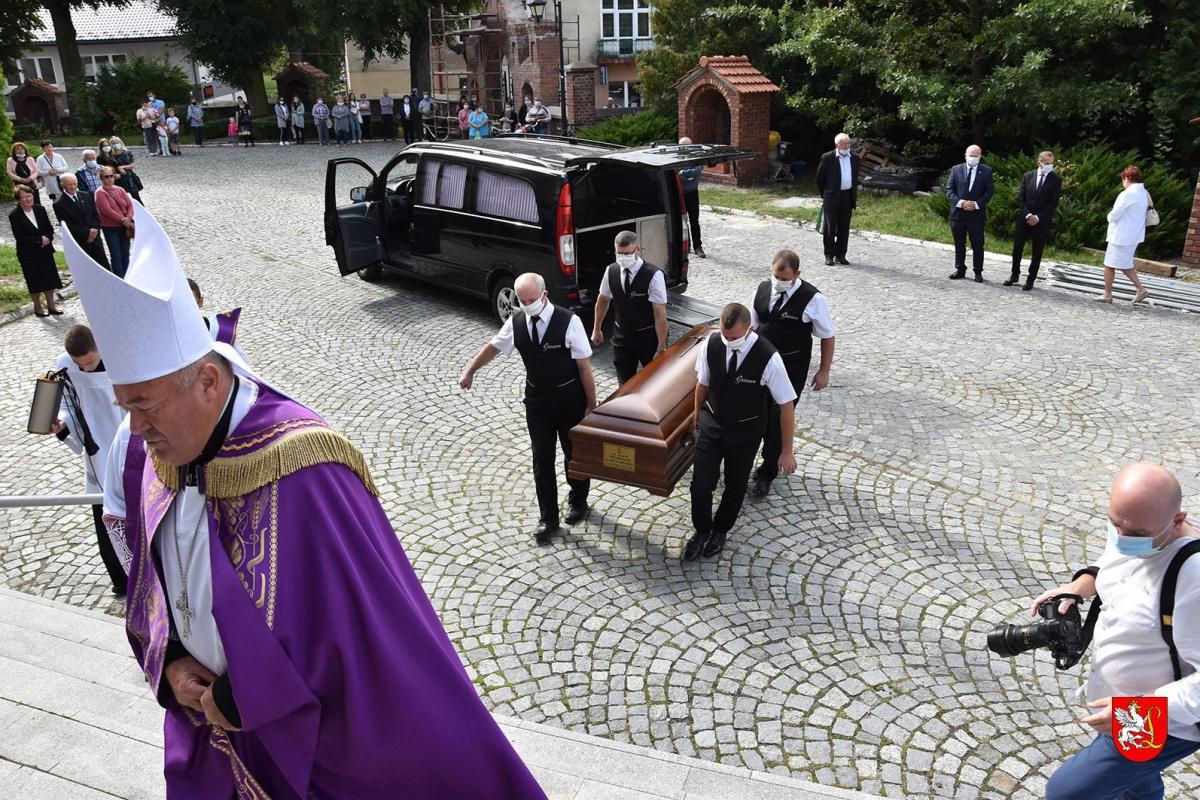 Lubaczowianie pożegnali kardynała Mariana Jaworskiego [ZDJĘCIA]