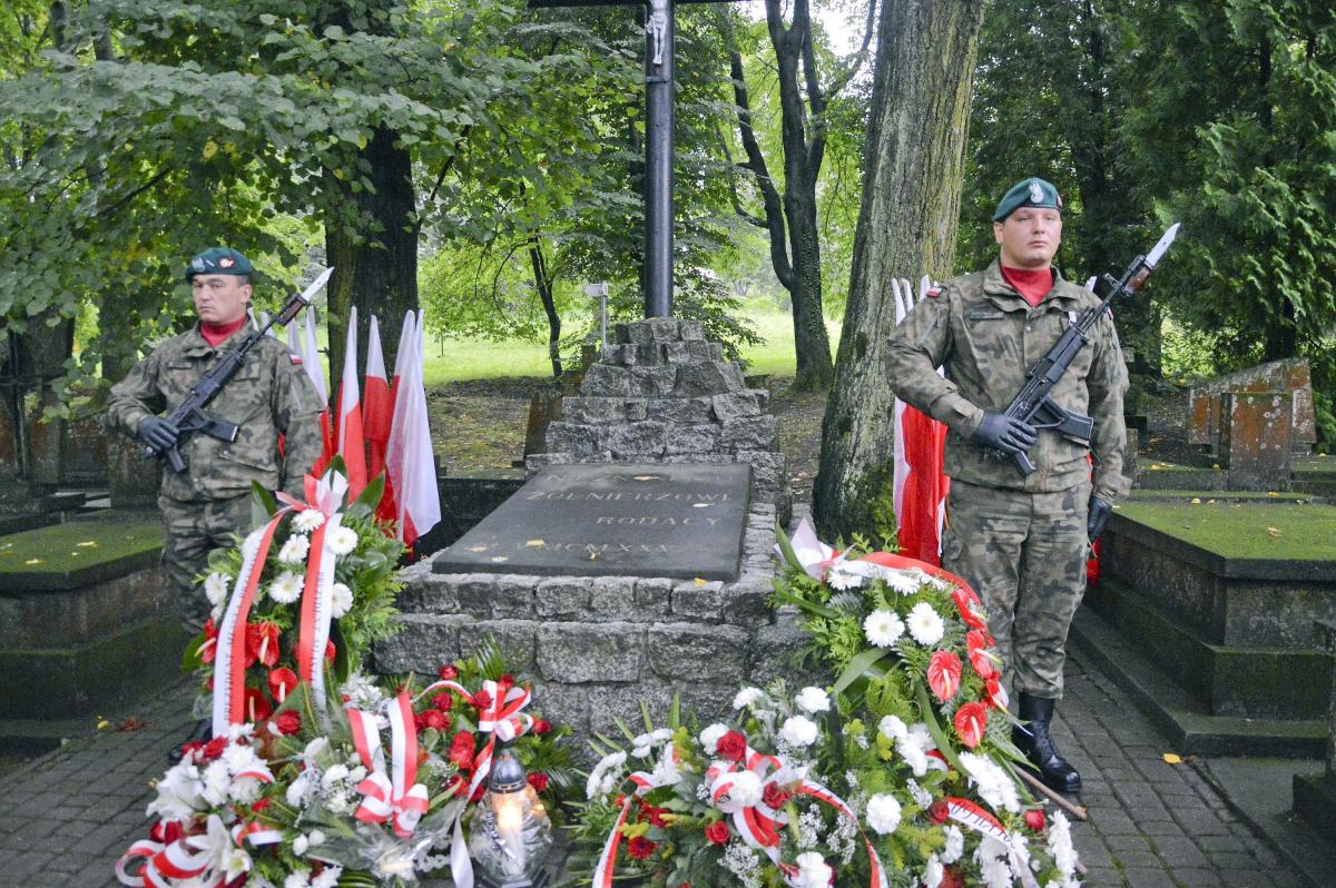 Oddali hołd bohaterom Września 1939