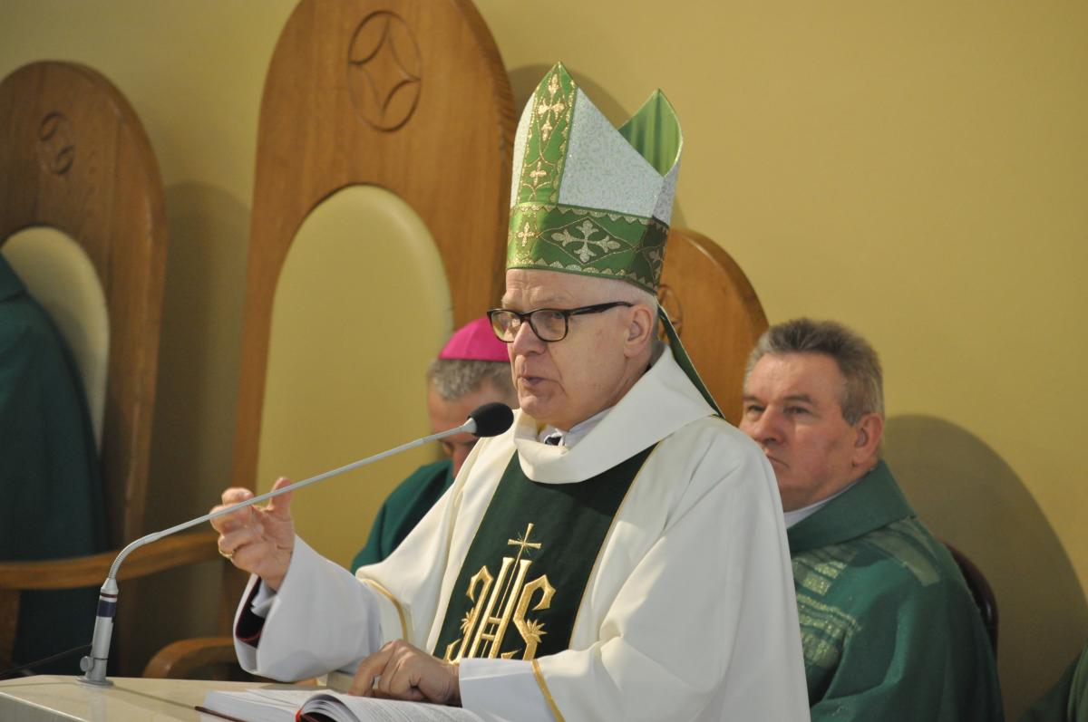 Abp Józef Michalik przeszedł operację
