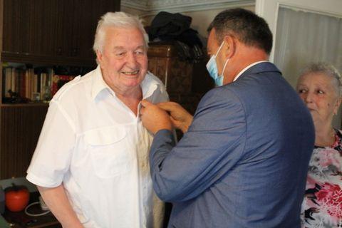 Wójt odwiedził 13 par świętujących złotą rocznicę ślubu