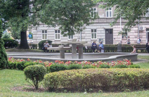Fontanna na skwerze „Baśki” Puzon musi poczekać. W zamian zaprojektują żłobek