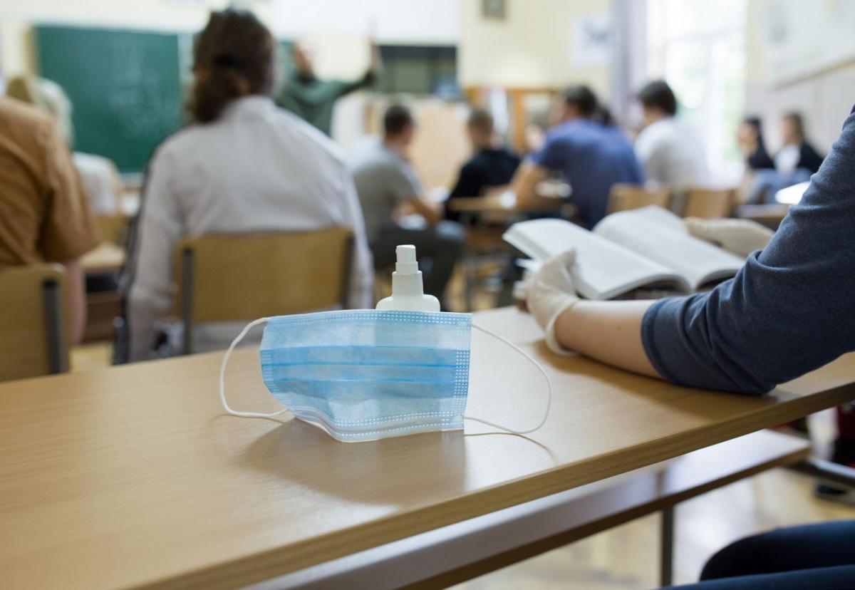 Miedzy grypą a koronawirusem