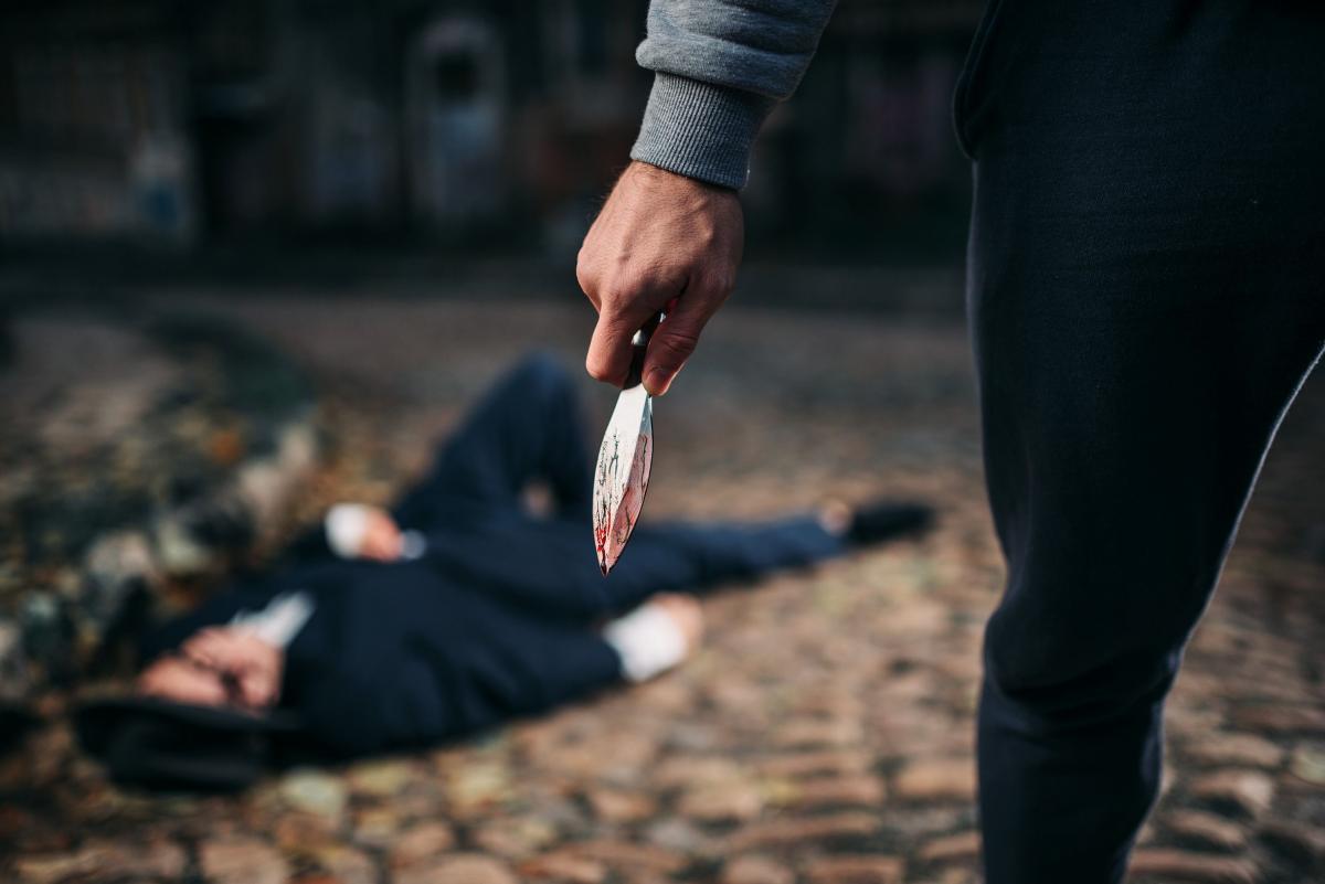 Bójka na wieczorze kawalerskim. Mężczyzna ugodzony nożem