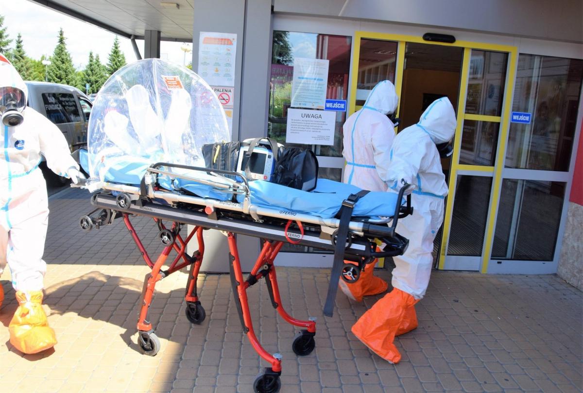 4 kobiety i 2 mężczyzn z Przemyśla zakażonych COVID-19. Zmarła kolejna osoba