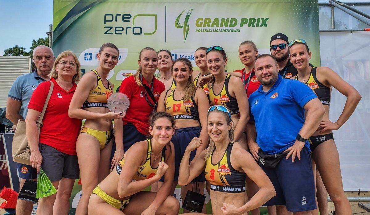 Przedsezonowe granie na plaży