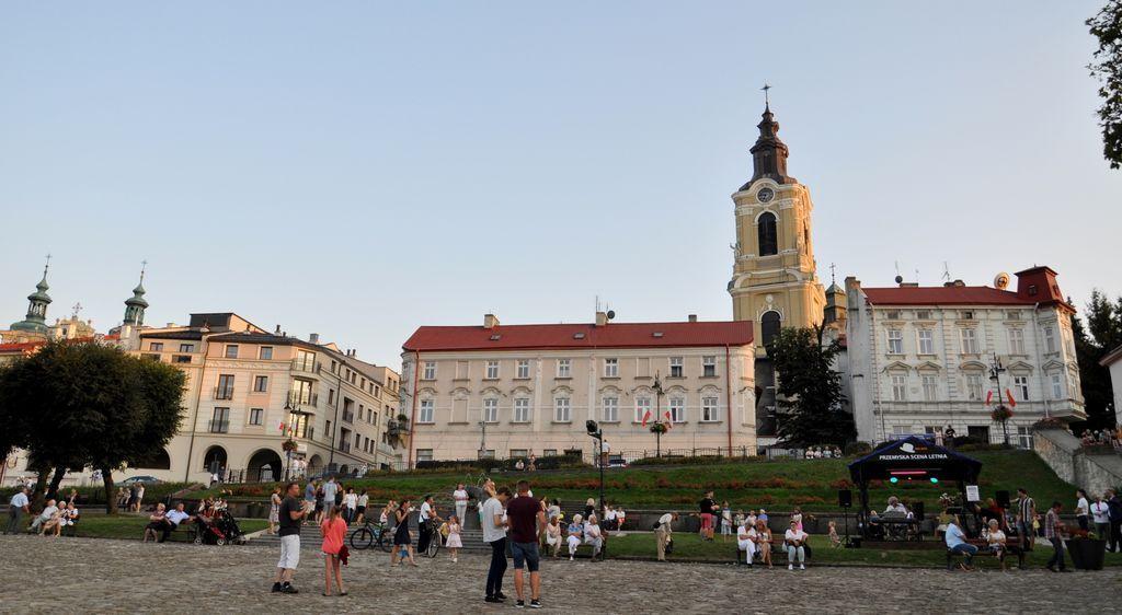 Na przemyskim Rynku rusza Scena Letnia [PROGRAM NA WEEKEND]