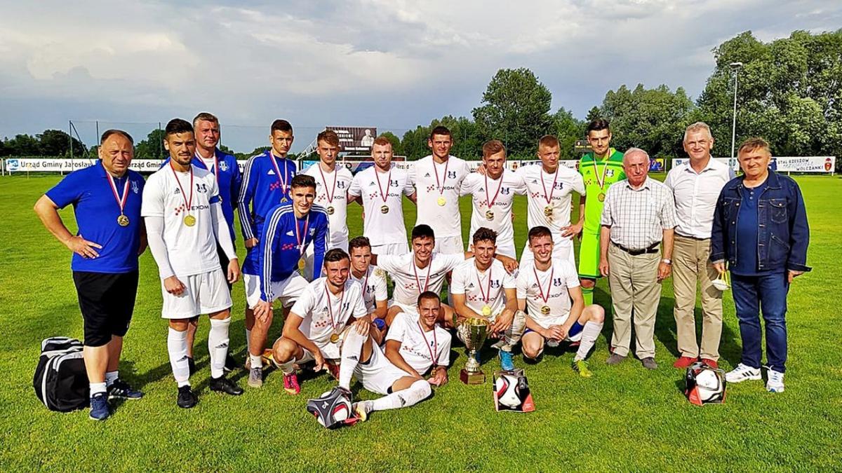 Texom Sokół Sieniawa z okręgowym pucharem