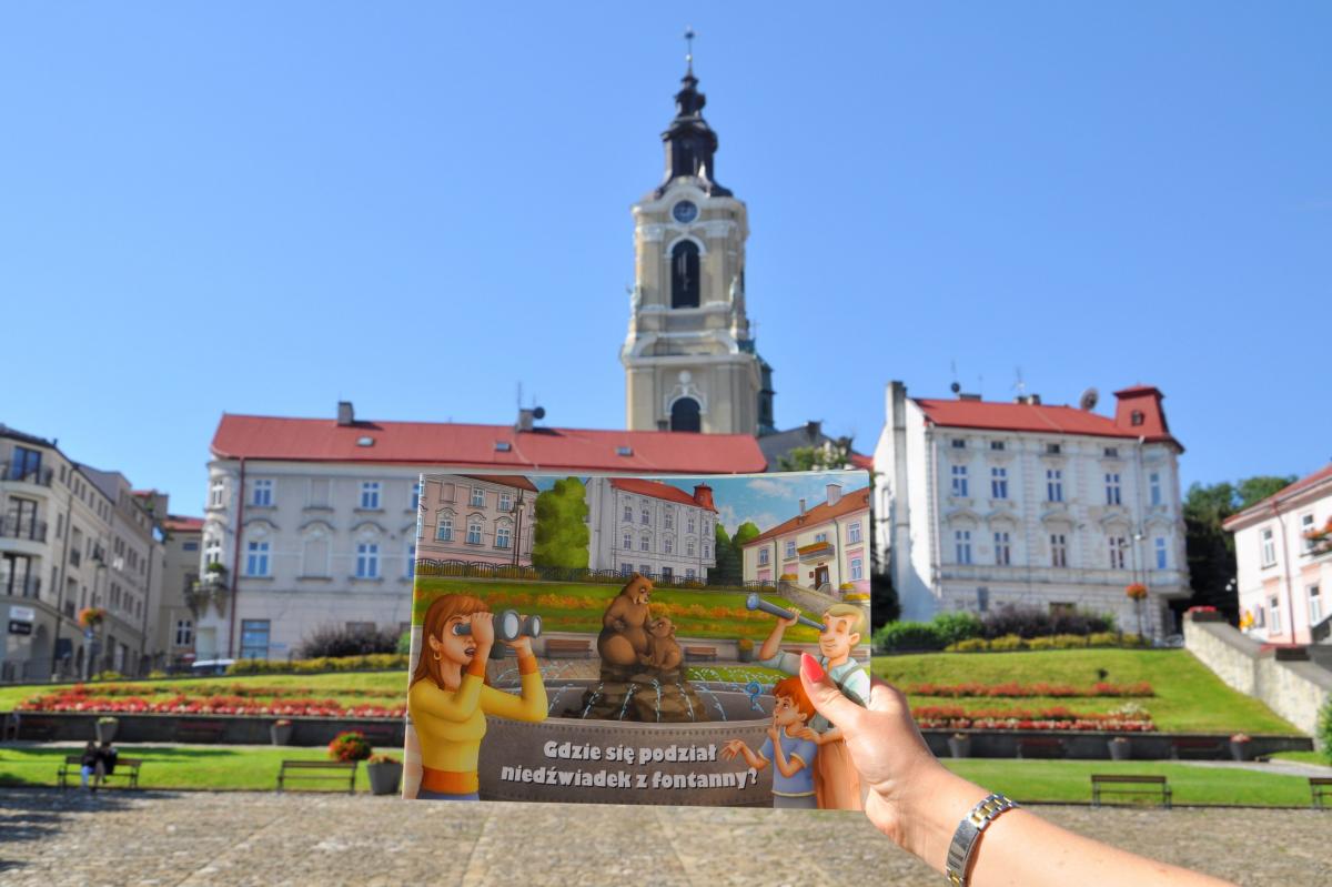 Po zniknięciu misia z fontanny powstała bajka