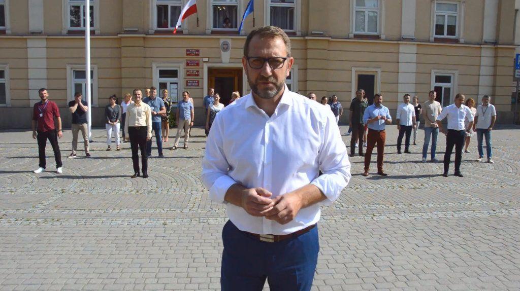Wiceprezydent Przemyśla i urzędnicy pompowali dla dzieci [WIDEO]