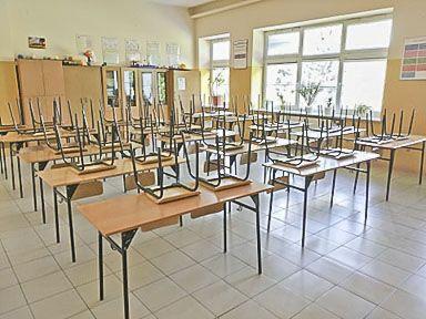 Mniej pieniędzy na szkoły 