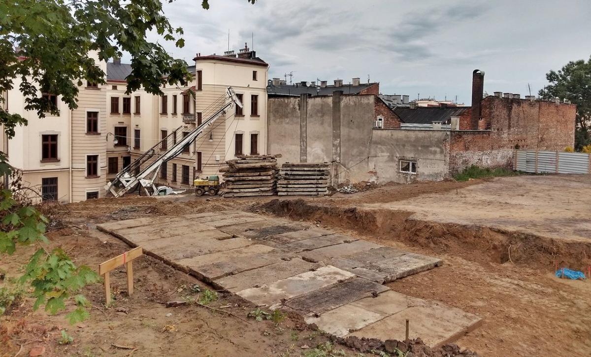 Ludzkie szczątki na budowie gmachu sądu
