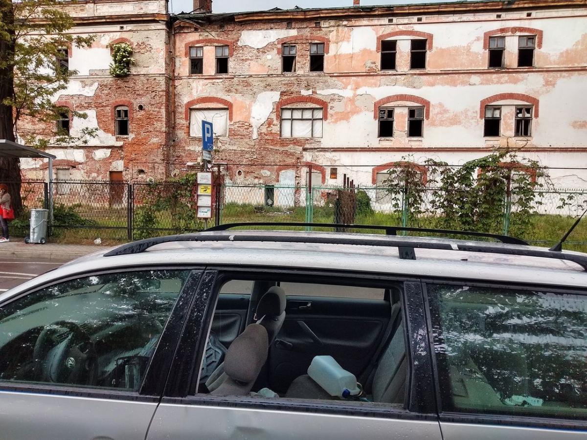 Przemyśl: Cmentarzysko wraków na Czarnieckiego
