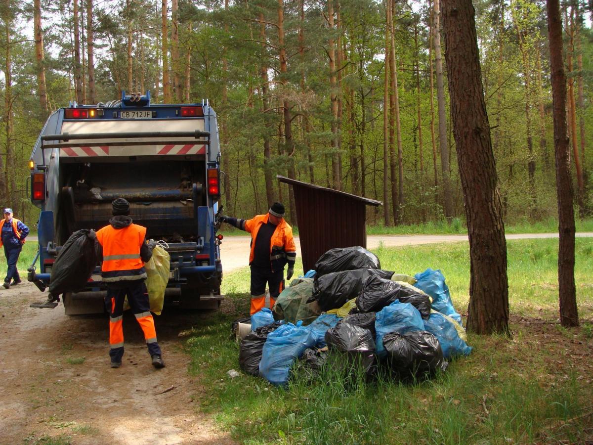 W jedności siła! W gminie Lubaczów zebrali ponad 10 ton śmieci i odpadów [ZDJĘCIA]