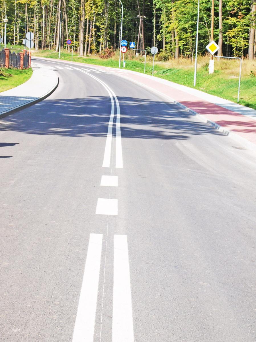 Mieszkańcy Wysockiego pomstują: Jeżdżą jak szaleni na motocyklach i quadach