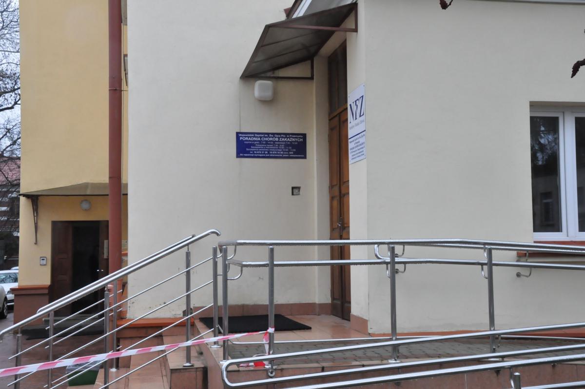 Pilne! Oddział zakaźny w Przemyślu zamknięty. Pielęgniarka z COVID-19