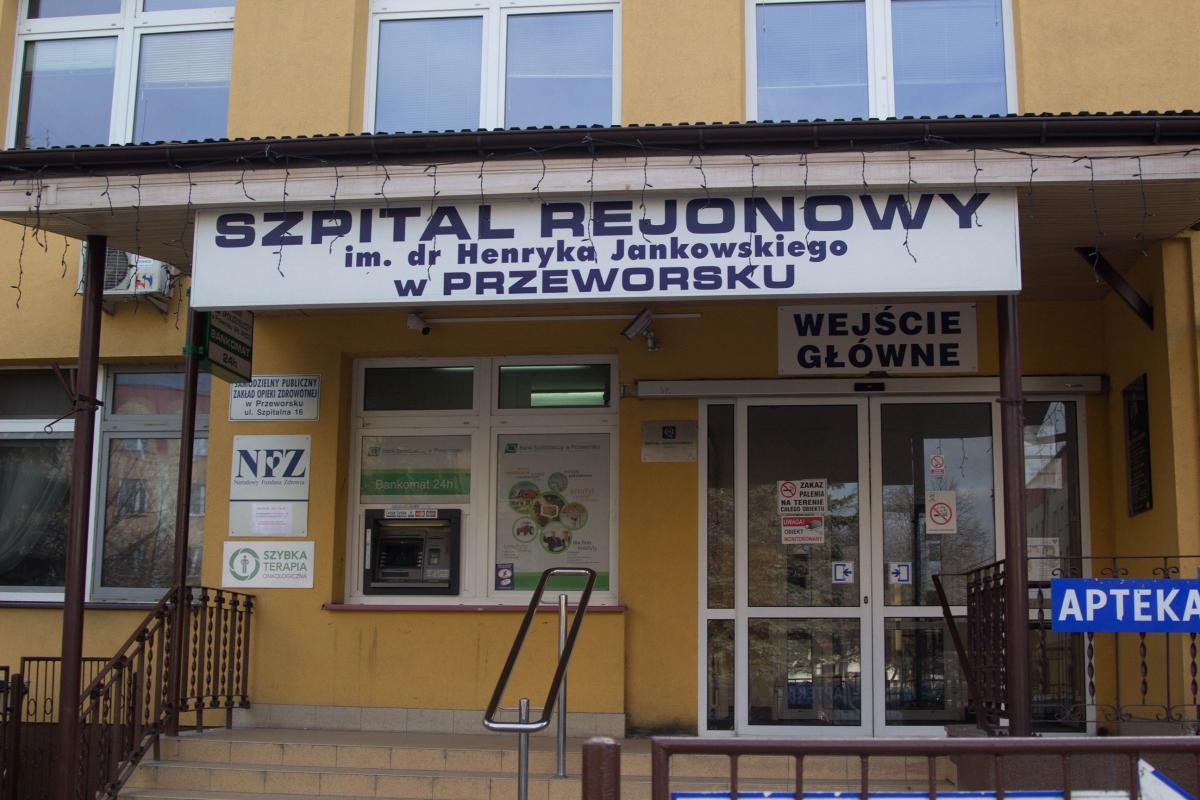 Przeworski szpital wprowadza zmiany na izbie przyjęć. Nowe przypadki zakażenia na Podkarpaciu