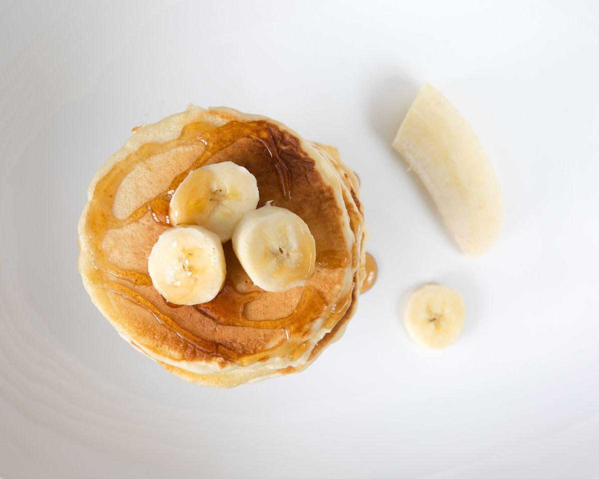 Placki jogurtowe z bananem