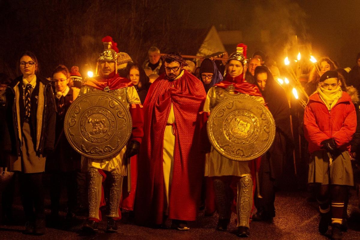 Rozważania Męki Jezusa Chrystusa na ulicach miasta [ZDJĘCIA]