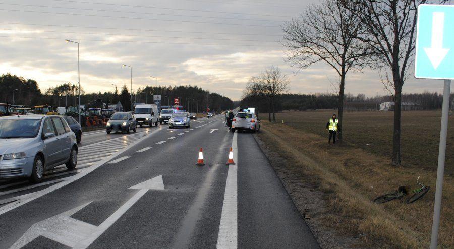 Pijany rowerzysta potrącony w Widełce na DK nr 9