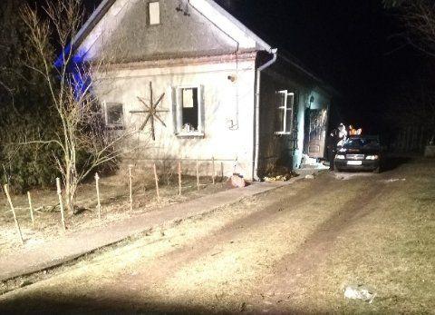 Nie żyje 30-letni mężczyzna, jego 2-letnia córka walczy o życie