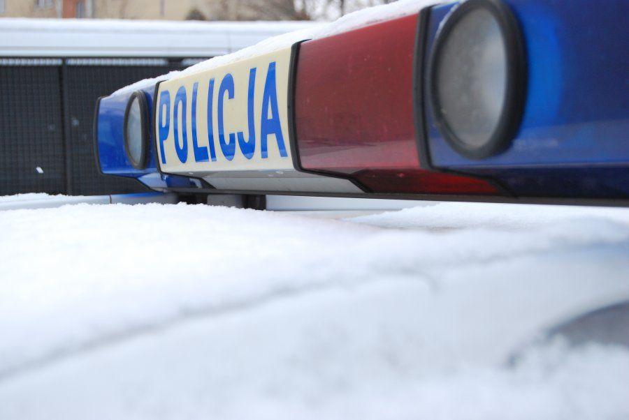 Dzielnicowi pomogli starszemu mężczyźnie