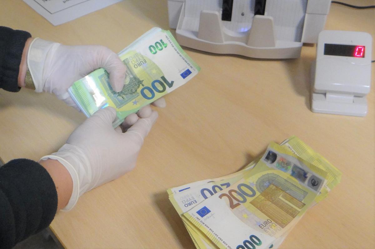Przyznał się do 6 tys. euro. Ukrywał kolejne 24 tys. euro