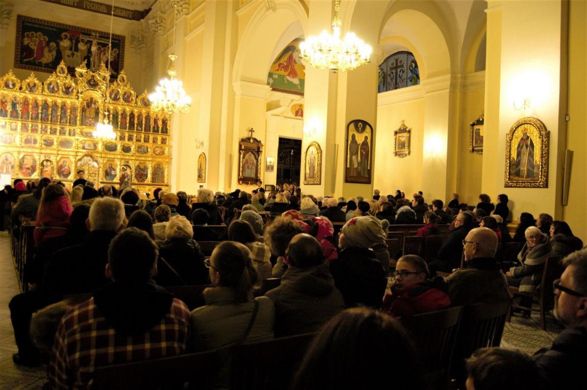 [Wspominamy] Koncert dla Adama Erda: razem budujemy, osobno rujnujemy