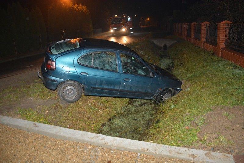 Pijany 20-latek „zameldował się” w przydrożnym rowie